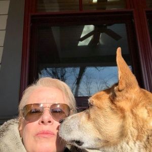 Meet your Posher, Andrea